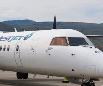 A WestJet DH-8 Q400 at Kamloops Airport.
